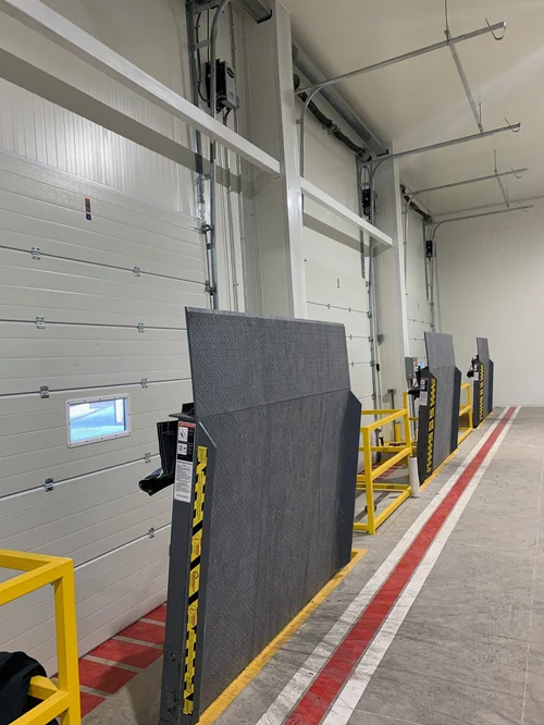 Andenes refrigerados de carga y descarga